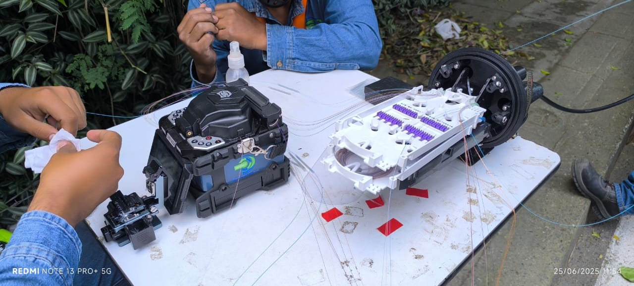 Fusión de Fibra sin Errores: Técnicas y Mediciones para una Red de Alto Rendimiento.